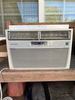 Aire Acondicionado- Window AC air conditioner