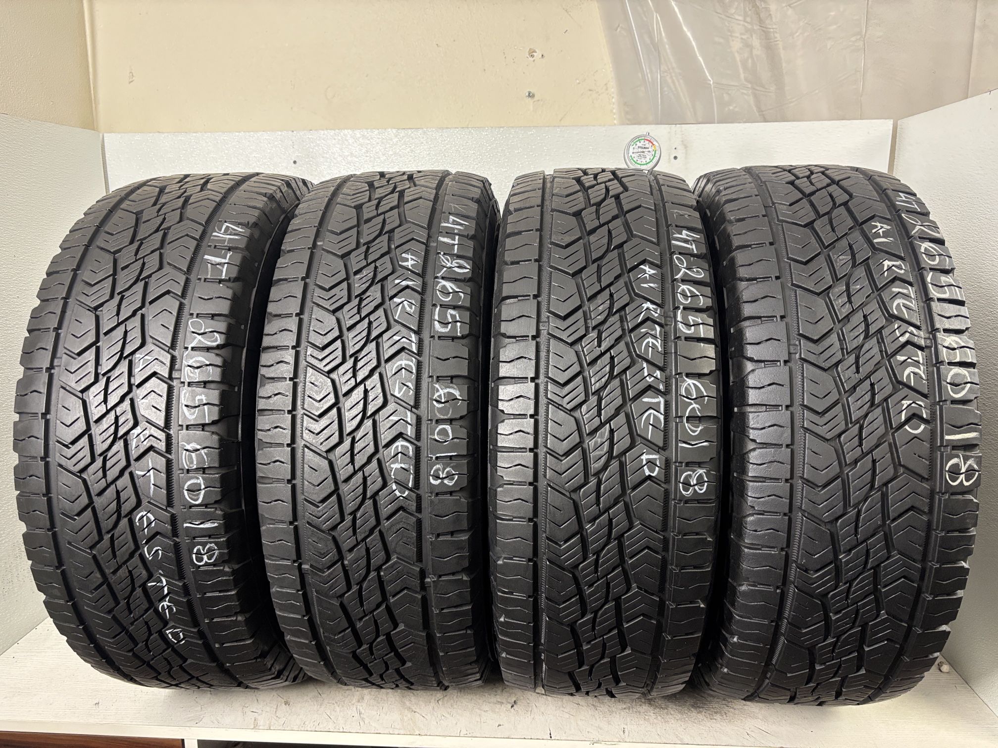 Set 4 Tires 265 60 18 Continental Terrain contact At Like New No Repairs