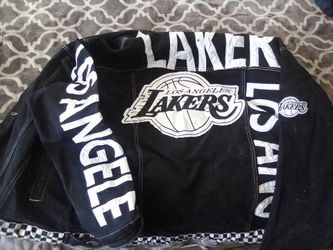 Lakersjacketbutton up