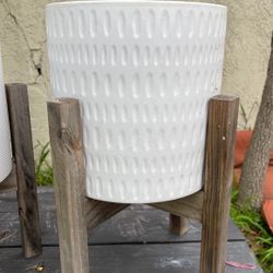 Big White Pot