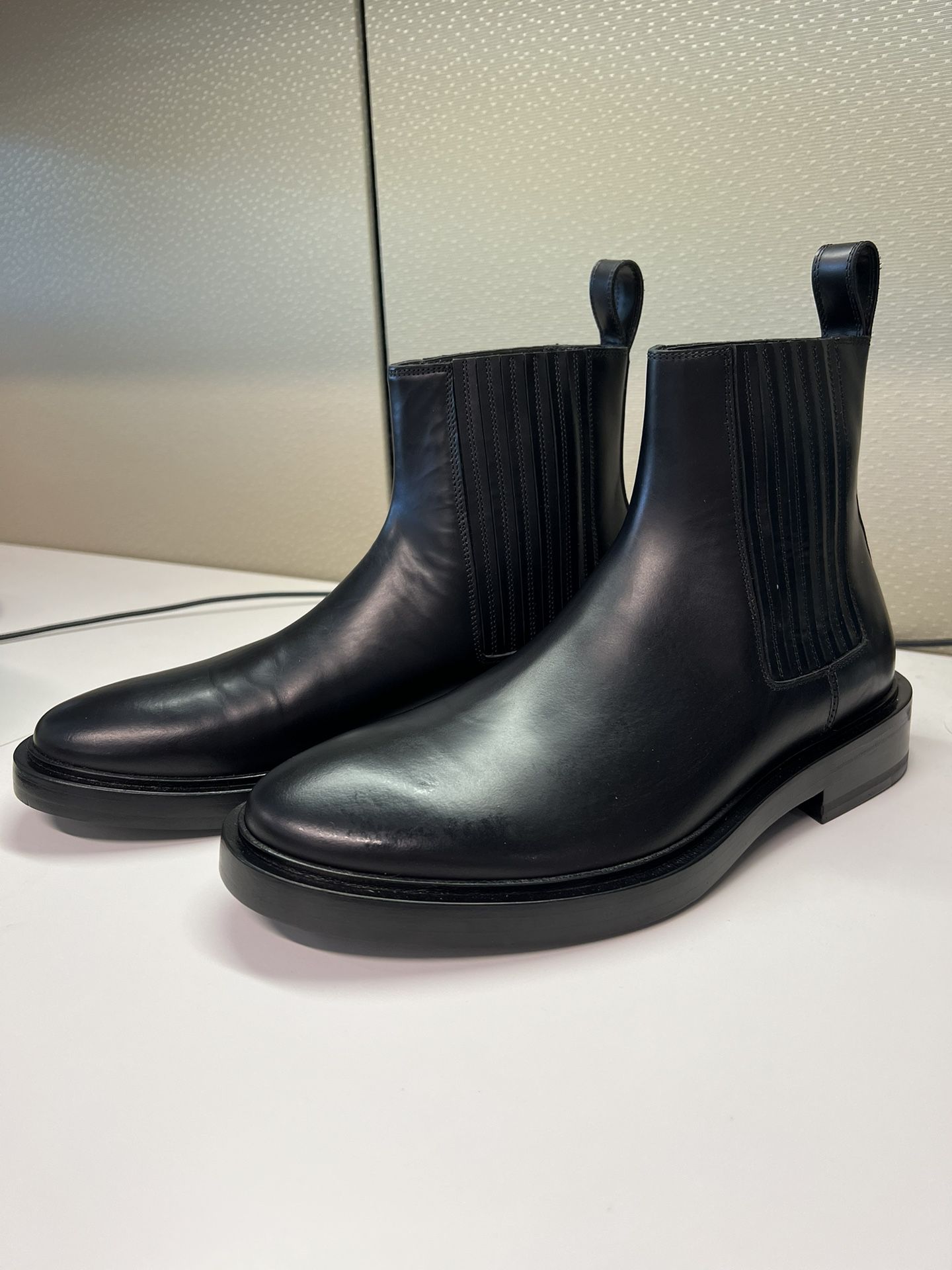 Balenciaga Boots - 8 for Sale in HI - OfferUp