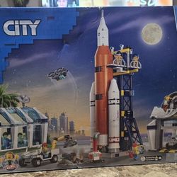 LEGO City 60351 Rocket Launch Center New Open Box