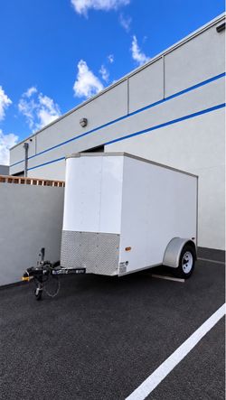 Enclosed Cargo Trailer – 5x10 ft – Spare Tire Included