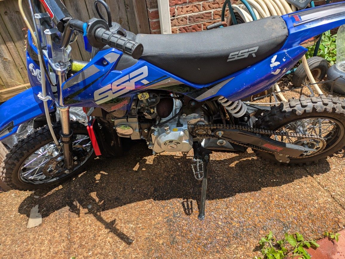 125 Dirt bike 