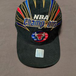 Vintage Starter Chicago Bulls 90s NBA Champions 6-Peat Hat