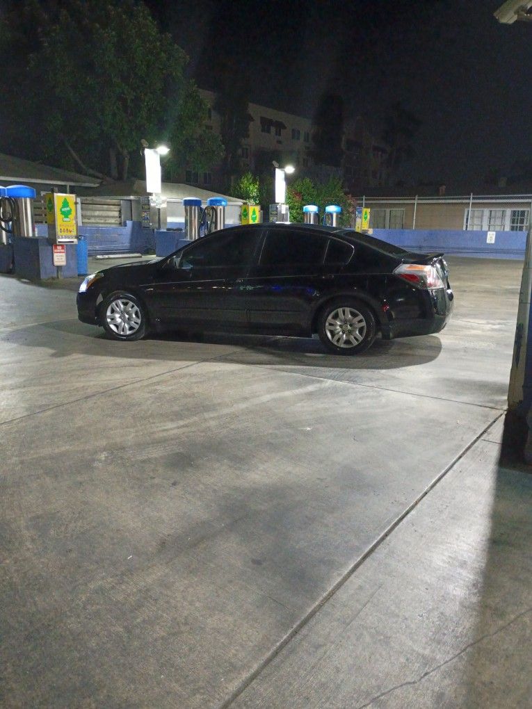 2012 Nissan