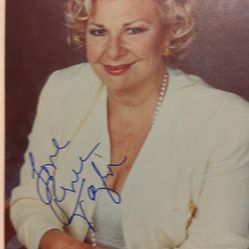 Renée Taylor - Signed Photograph