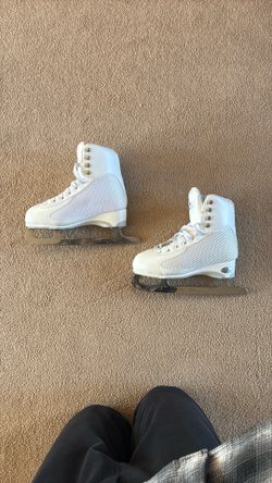 American Athletic Women’s Ice Figure Skates