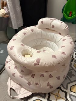 Inflatable baby seat
