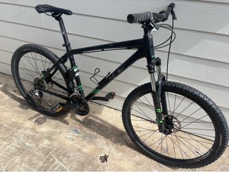 Giant Talon 5 mountain bike (large)
