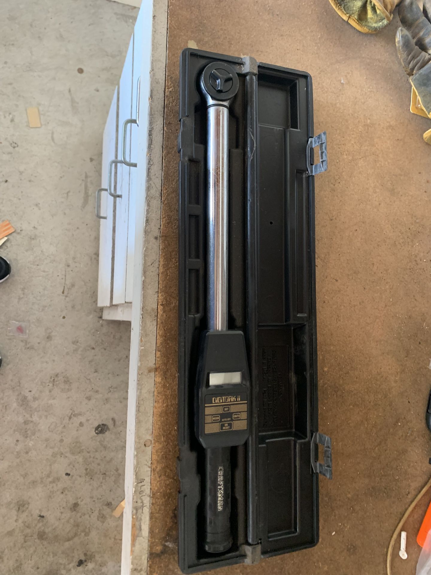 Craftsman Digital Torque Wrench 18”