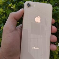 iPhone 8 Unlocked / Liberado 😃
