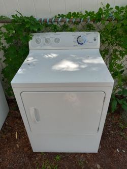 GE matching washer and dryer combo