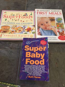 3 popular Baby Food books in great condition