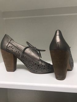 Lucky Brand metallic laced block heels