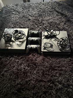 PS4 500GB and ps4 slim 1TB with hdmi/power cord and 3 controllers