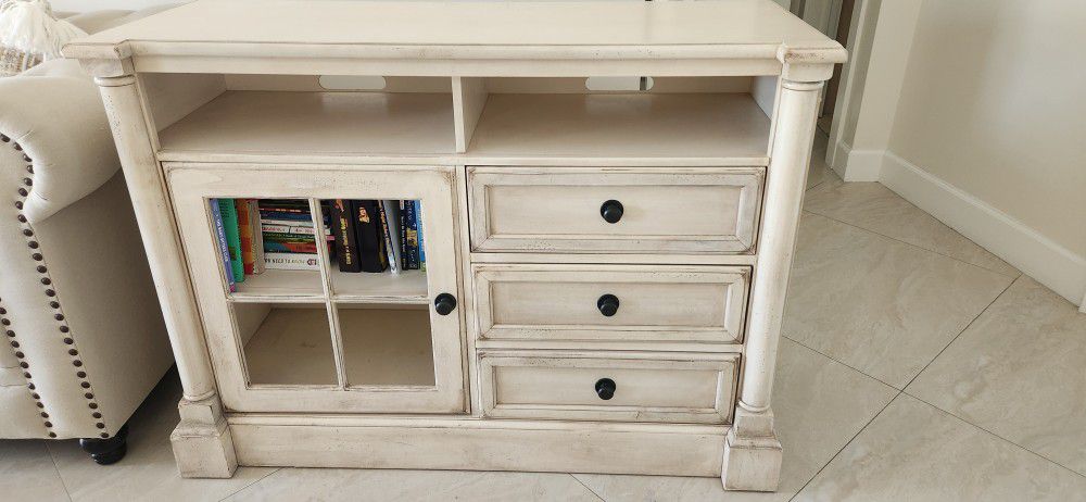 Console Table / Dresser 