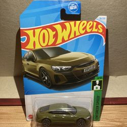 Hot Wheels / Audi RS E-Tron GT / Olive Green