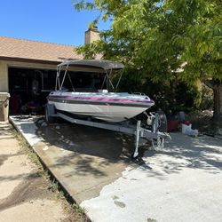 18 Foot Reinell Boat