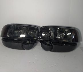 GMC Yukon Denali 2001-2006 Headlights