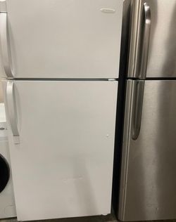Frigidaire Top Mount White Refrigerator
