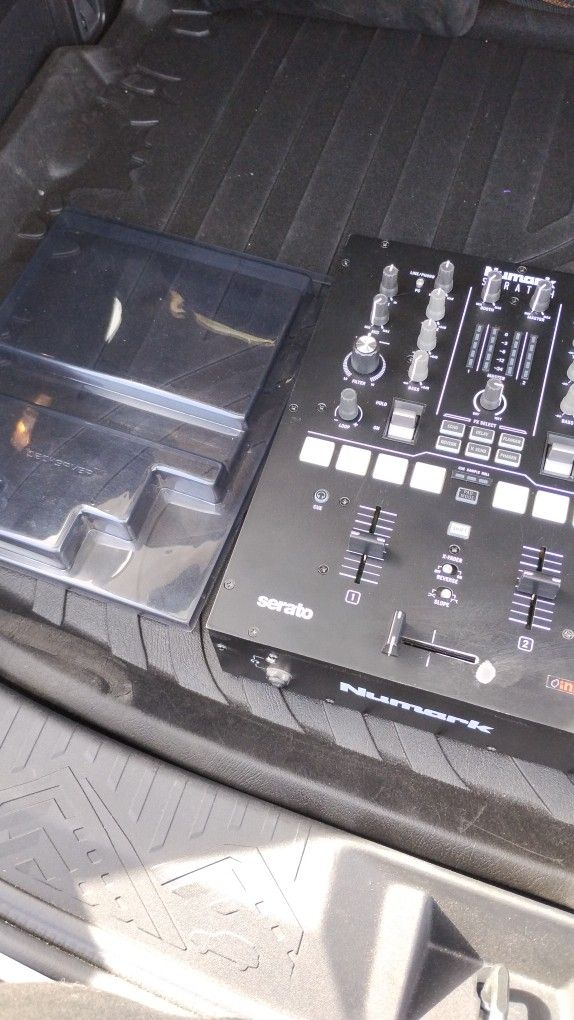 Numark Scratch Dj Mixer 