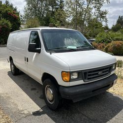 2003 Ford Econoline