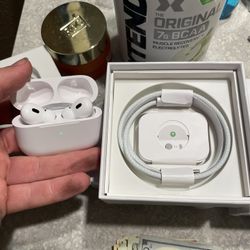 Apple AirPods Pro 2nd Gen 