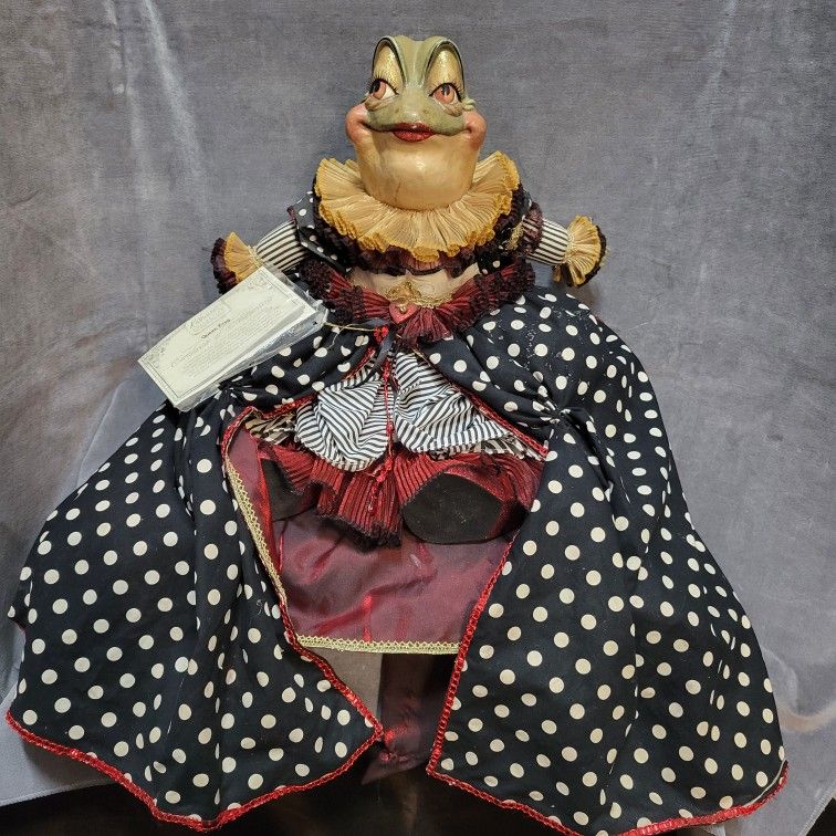 KATHERINE COLLECTION QUEEN ESMERALDA FROG DOLL BY WAYNE KLESKI