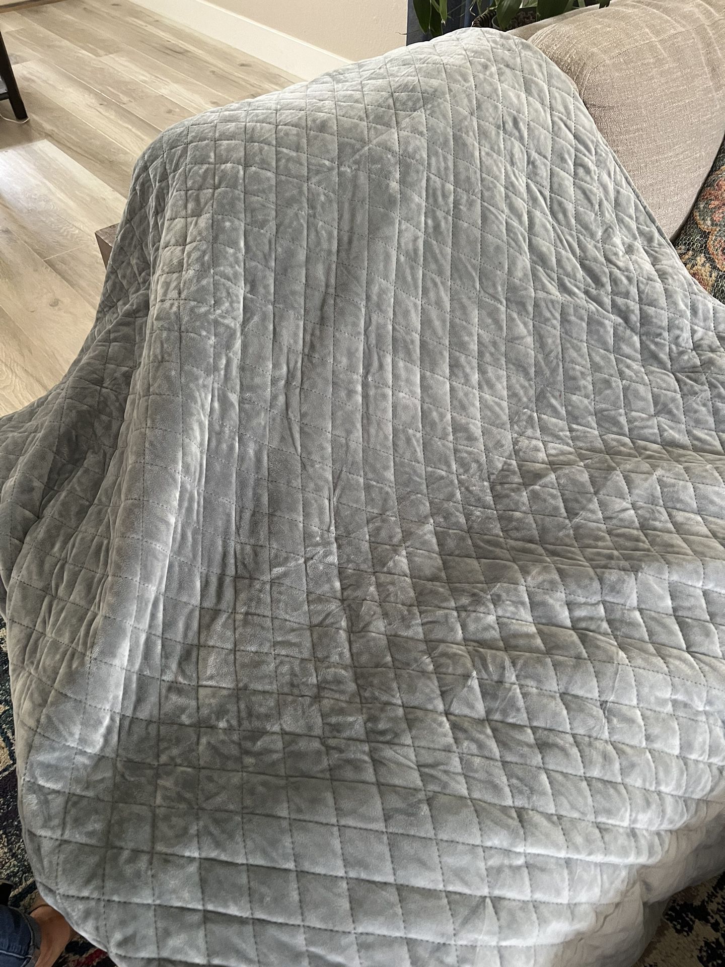 Gray 15lb Weighted Blanket