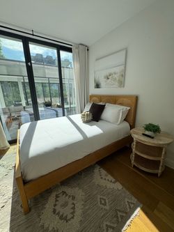 Queen Bed + Mattress + 1 Nightstand + Artwork