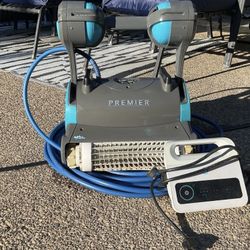 Dolphin Premier Pool Cleaner Robot