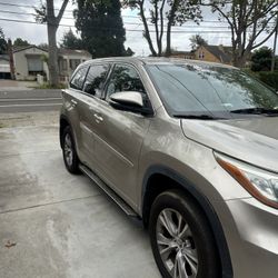 2016 Toyota Highlander