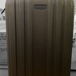 Ricardo Anaheim 20" Hardside Carry-On Spinner