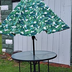 4' Glass Top Black Patio Table W/8' Umbrella 