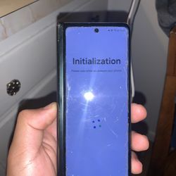 Samsung Galaxy Fold Z 4 Unlocked 