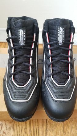 Men's reebok shoes for football size 10👈👌👍 new