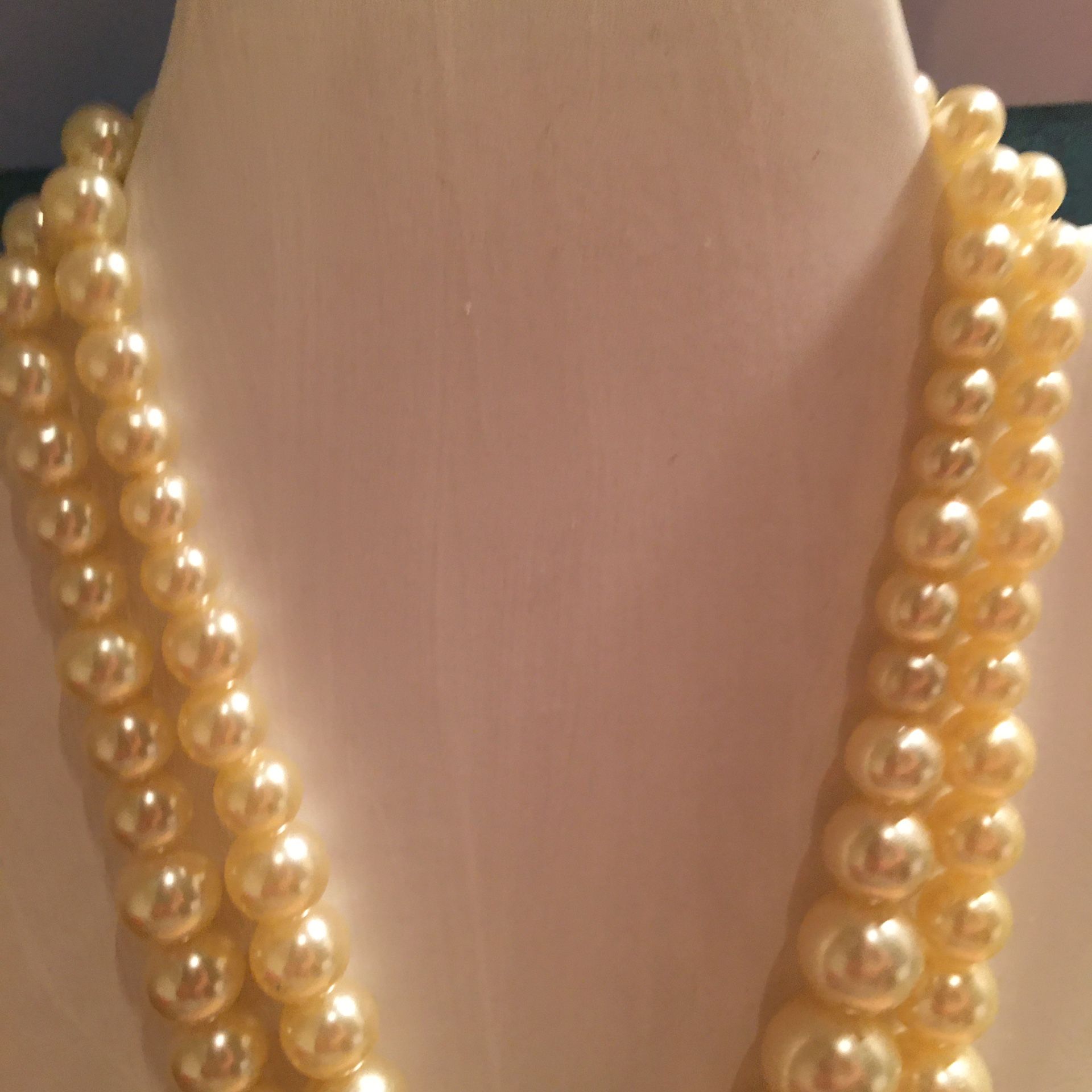 Vintage 2 Strand Pearl Necklace