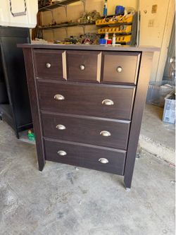 4 draw dresser