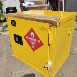 Flammable Cabinet PIG