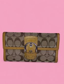 Coach wallet