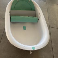 Frida Baby Bath Tub