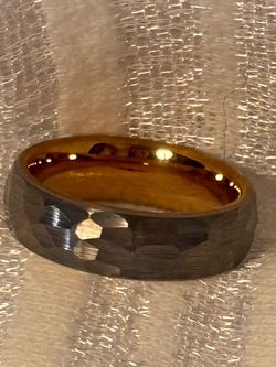 TUNGSTEN CARBIDE RING