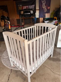 Mini Crib - FREE