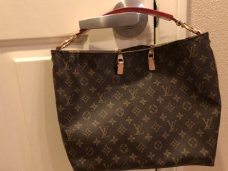 Authentic Louis Vuitton Neverfull MM (excellent condition) for Sale in  Irvine, CA - OfferUp