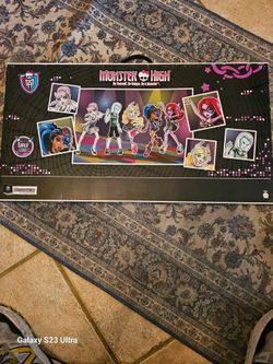 Monster High Dance Class Doll Set Box New in original box excellent condition