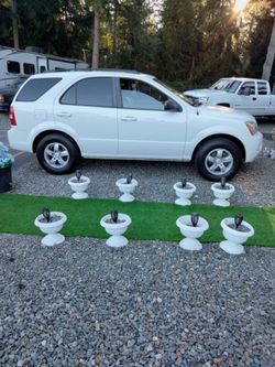 2009 Kia Sorento white suv