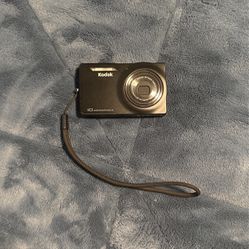 Kodak M1033 HD 