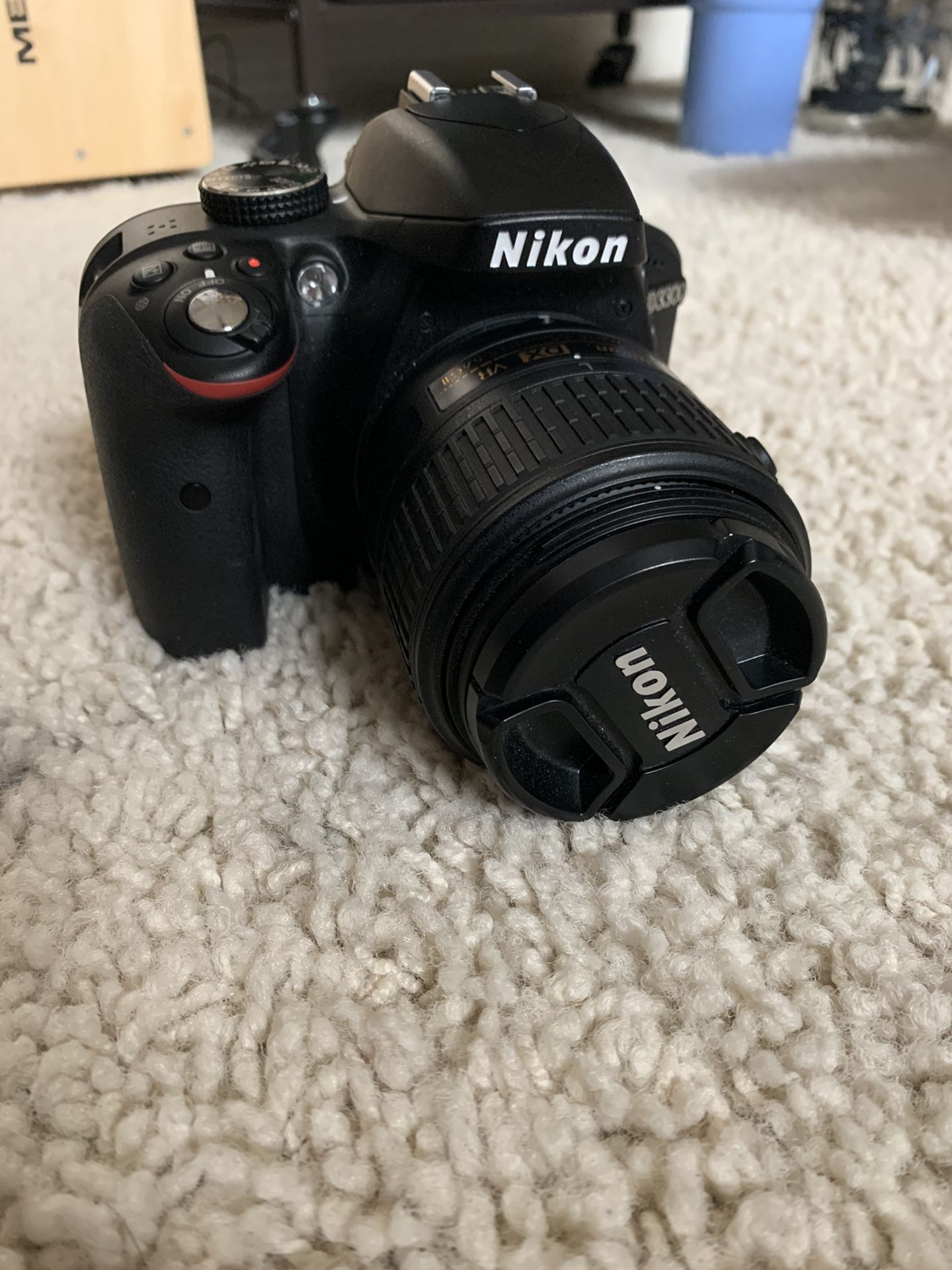 Camera Nikon D3300 with case, tripod, 3 lenses and more.