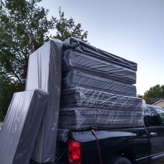 Brand New Mattresses On Clearance!!! King Queen Full Twin Pillowtop Cali-king Memory Foam Same Day Delivery
